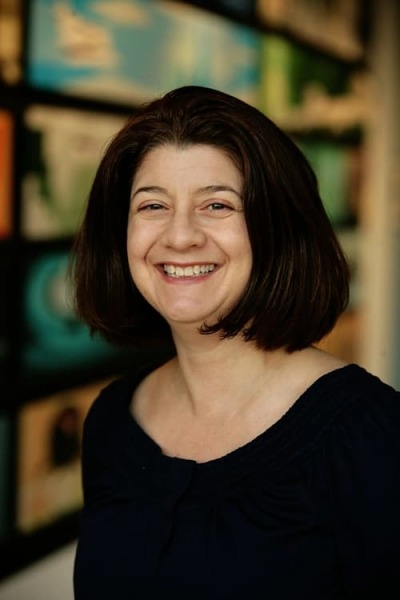 Kim Collins productor de Dug Days